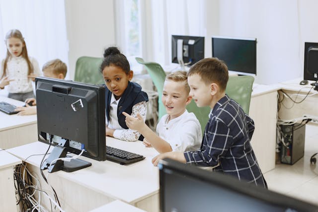 Soutien Informatique dans Écoles